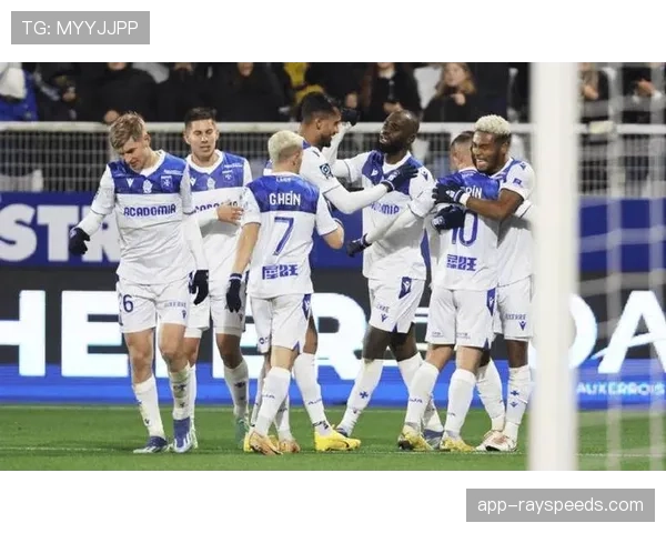 摩纳哥边锋伤退，替补奇兵助攻助球队晋级法国杯