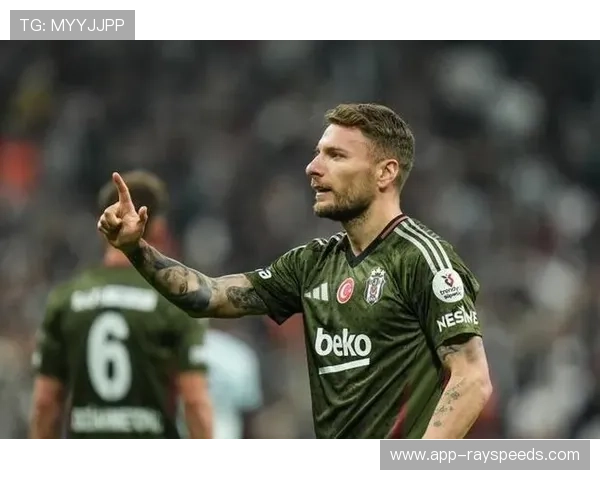 意大利前锋因莫比莱永久转会加盟法甲升班马巴黎FC