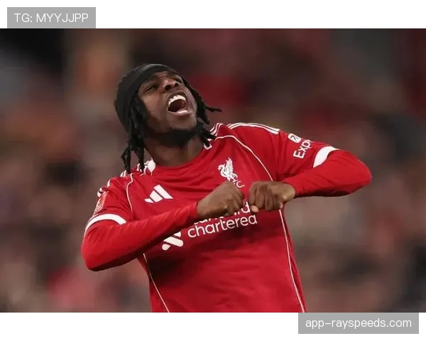 传闻:曼联有意今夏引进勒沃库森边卫弗林蓬,估价超6000万欧 传闻:曼联有意今夏引进勒沃库森边卫弗林蓬,估价超6000万欧